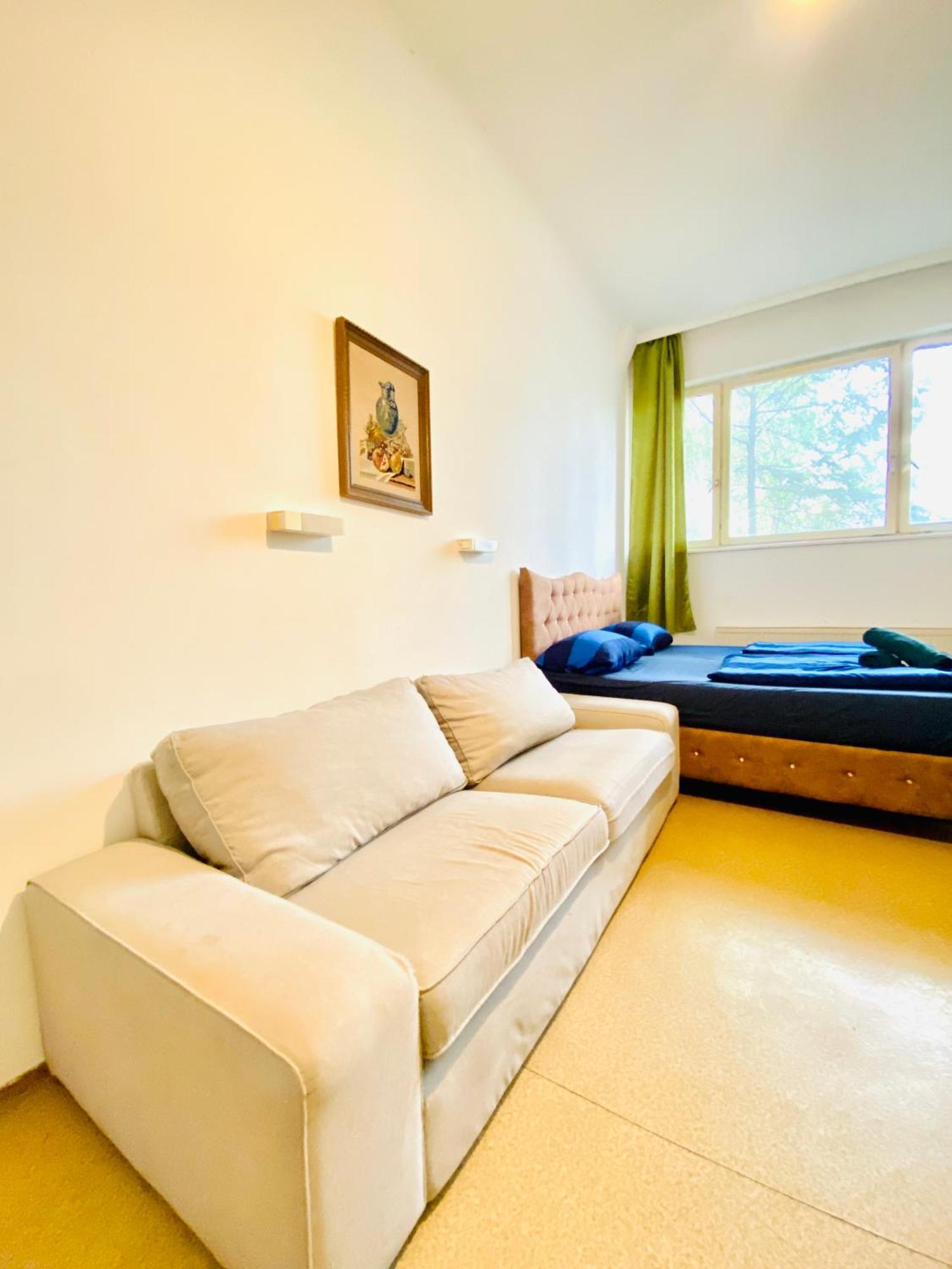 Affordable Central Rooms, 10-Min To Lugner City Bécs Kültér fotó