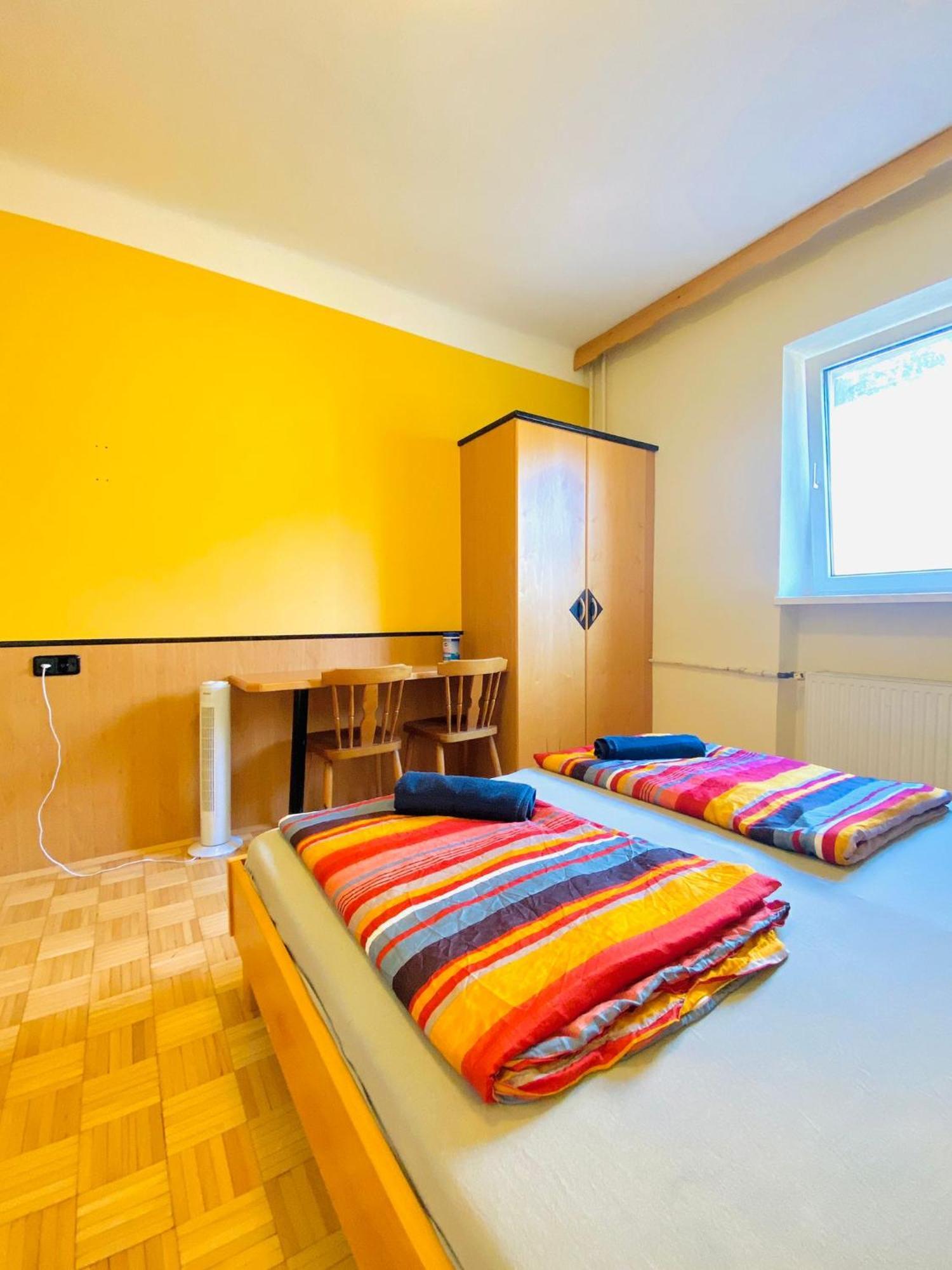 Affordable Central Rooms, 10-Min To Lugner City Bécs Kültér fotó